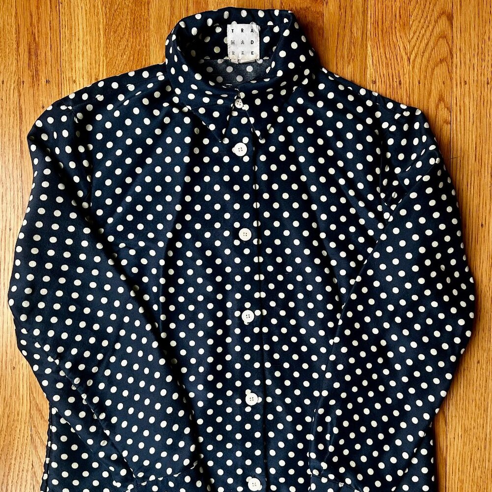 Ladies 100% silk polka dot shirt by Trademark, size 4